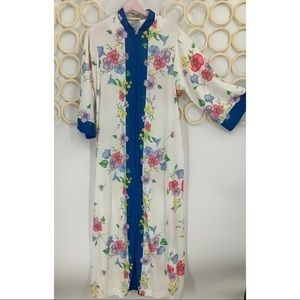 Evelyn Pearson house
Vintage item from the 1960s